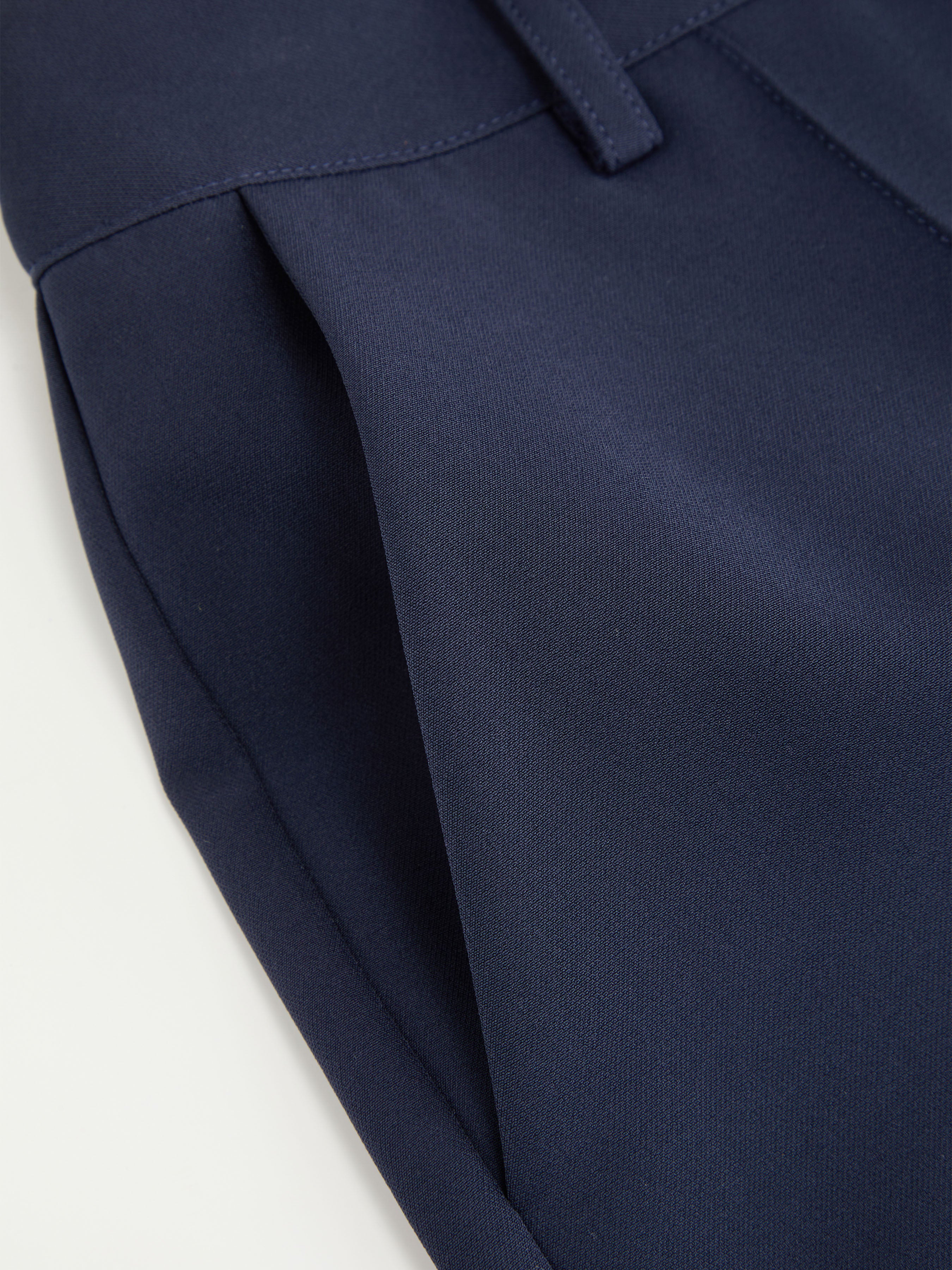 Mid Rise Pocket Flared Trousers